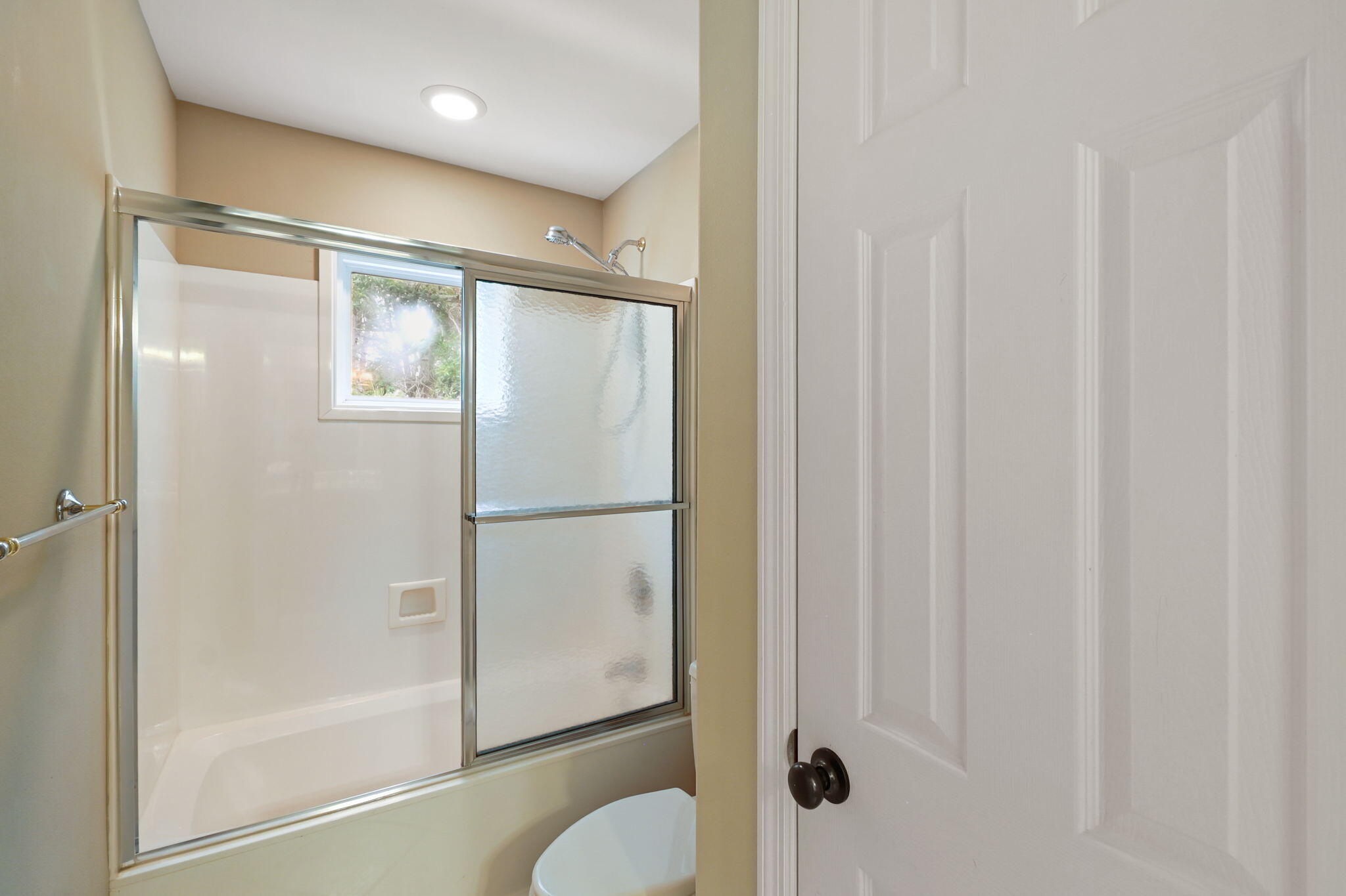 543 Shelter Cove Drive
