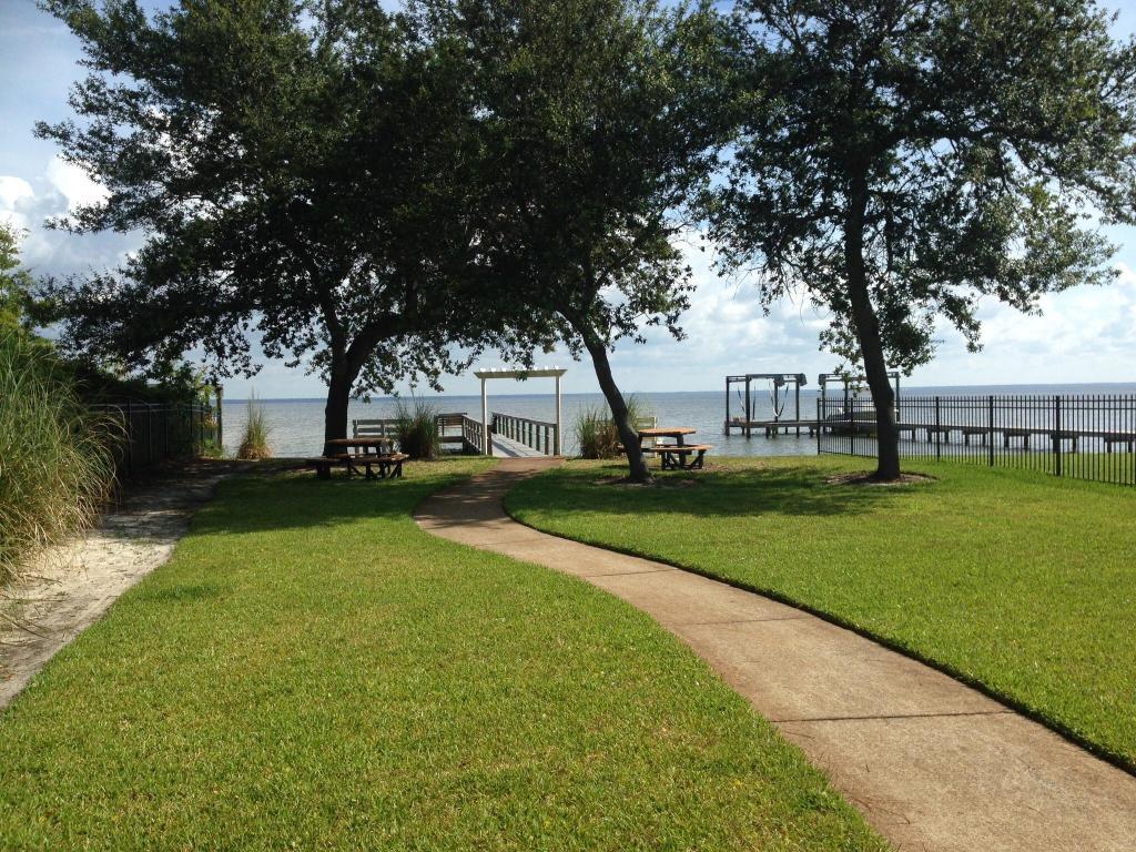 543 Shelter Cove Drive