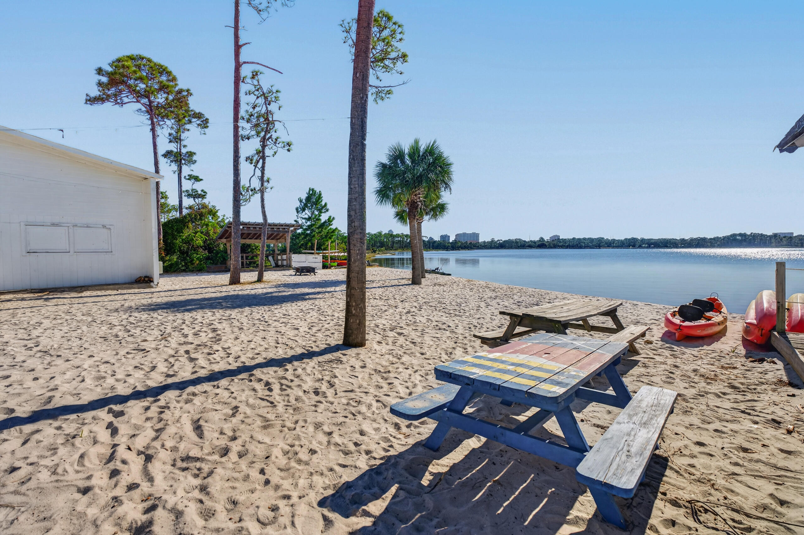 973 Northshore Drive