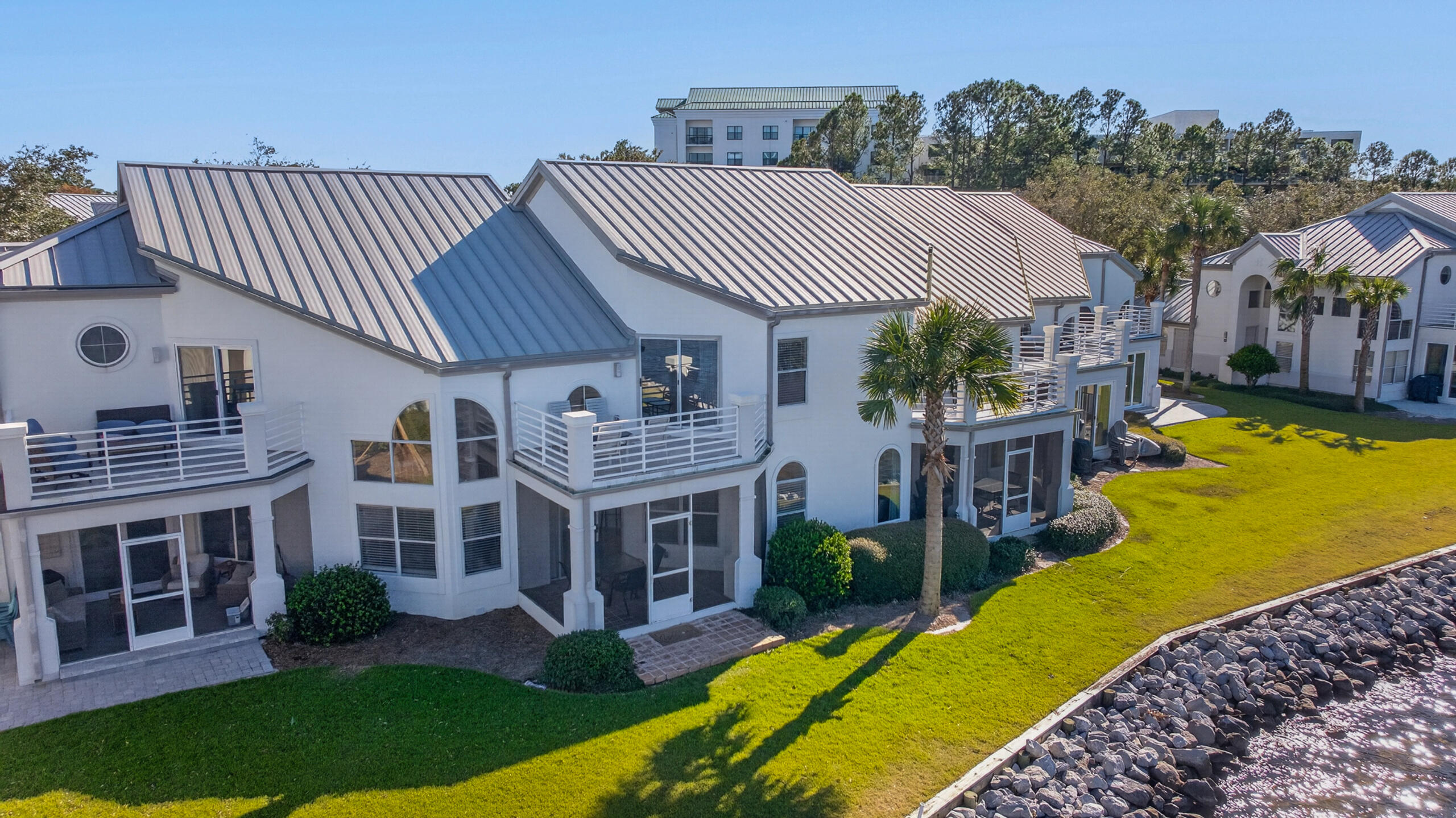 973 Northshore Drive