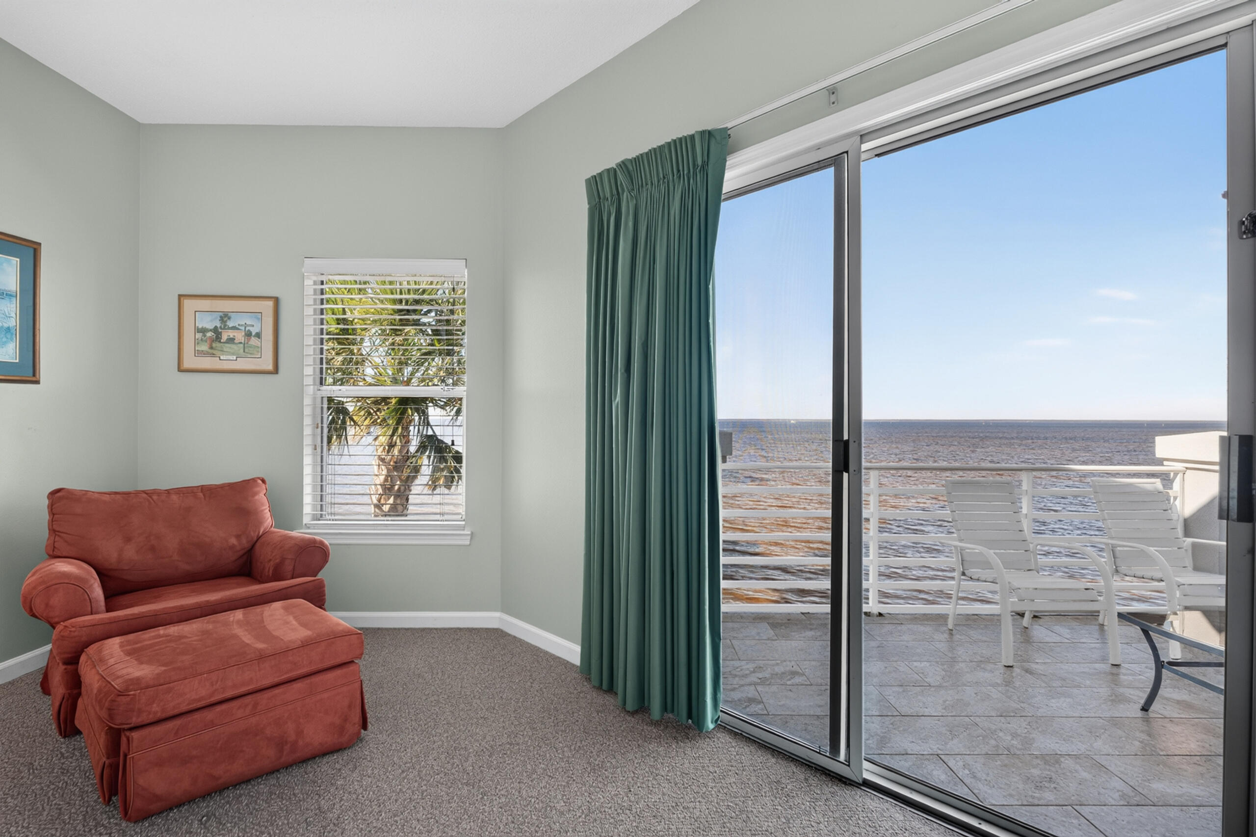 973 Northshore Drive