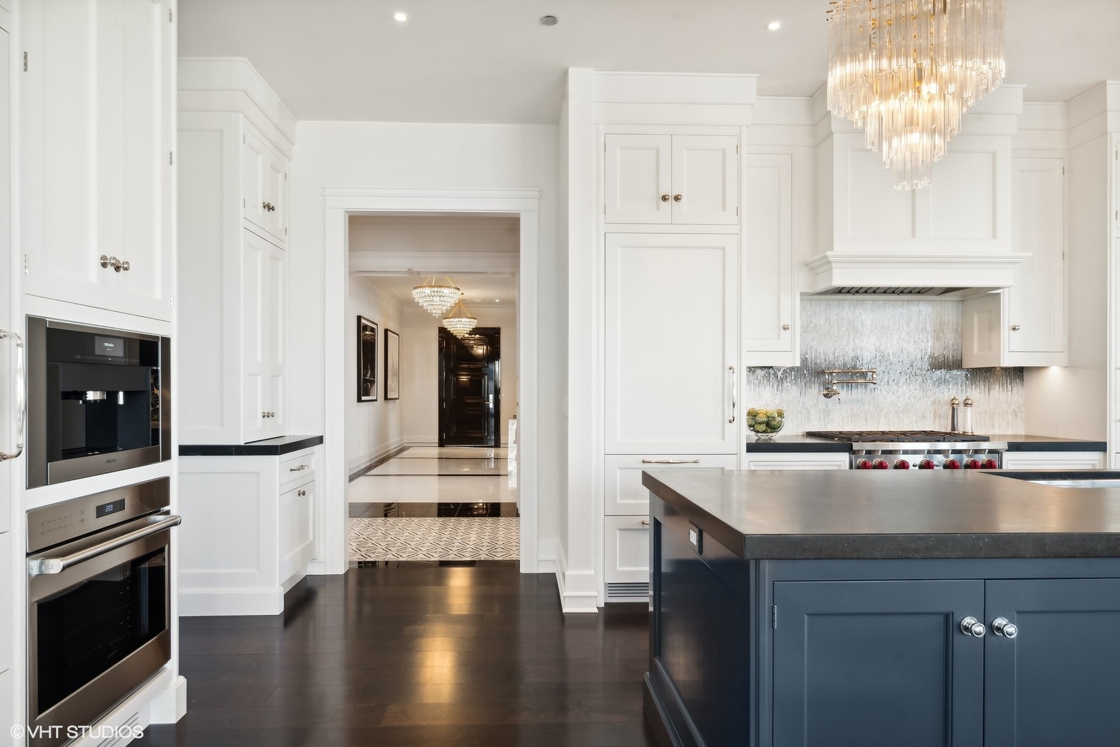 9 W Walton Street Unit: 2301