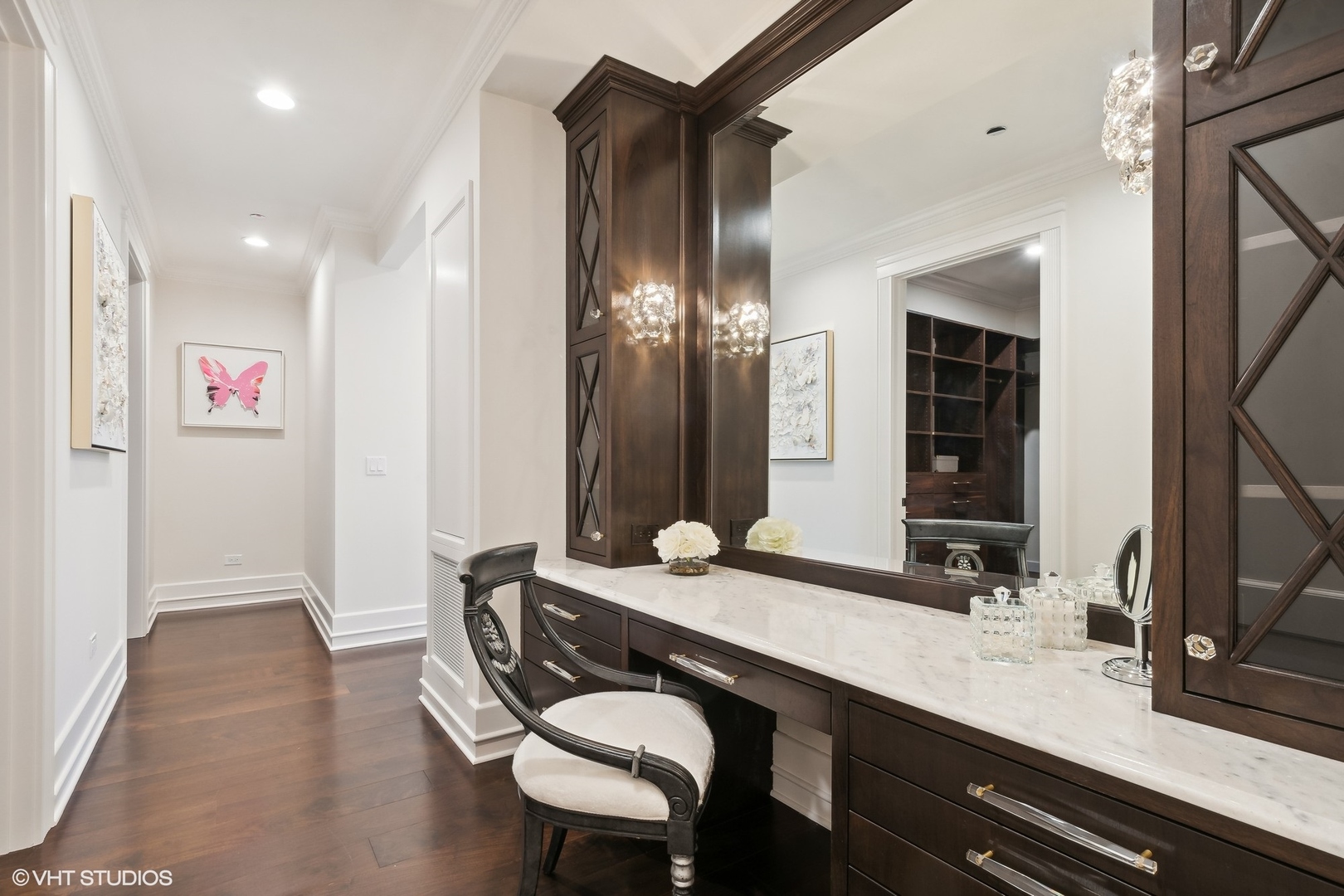 9 W Walton Street Unit: 2301