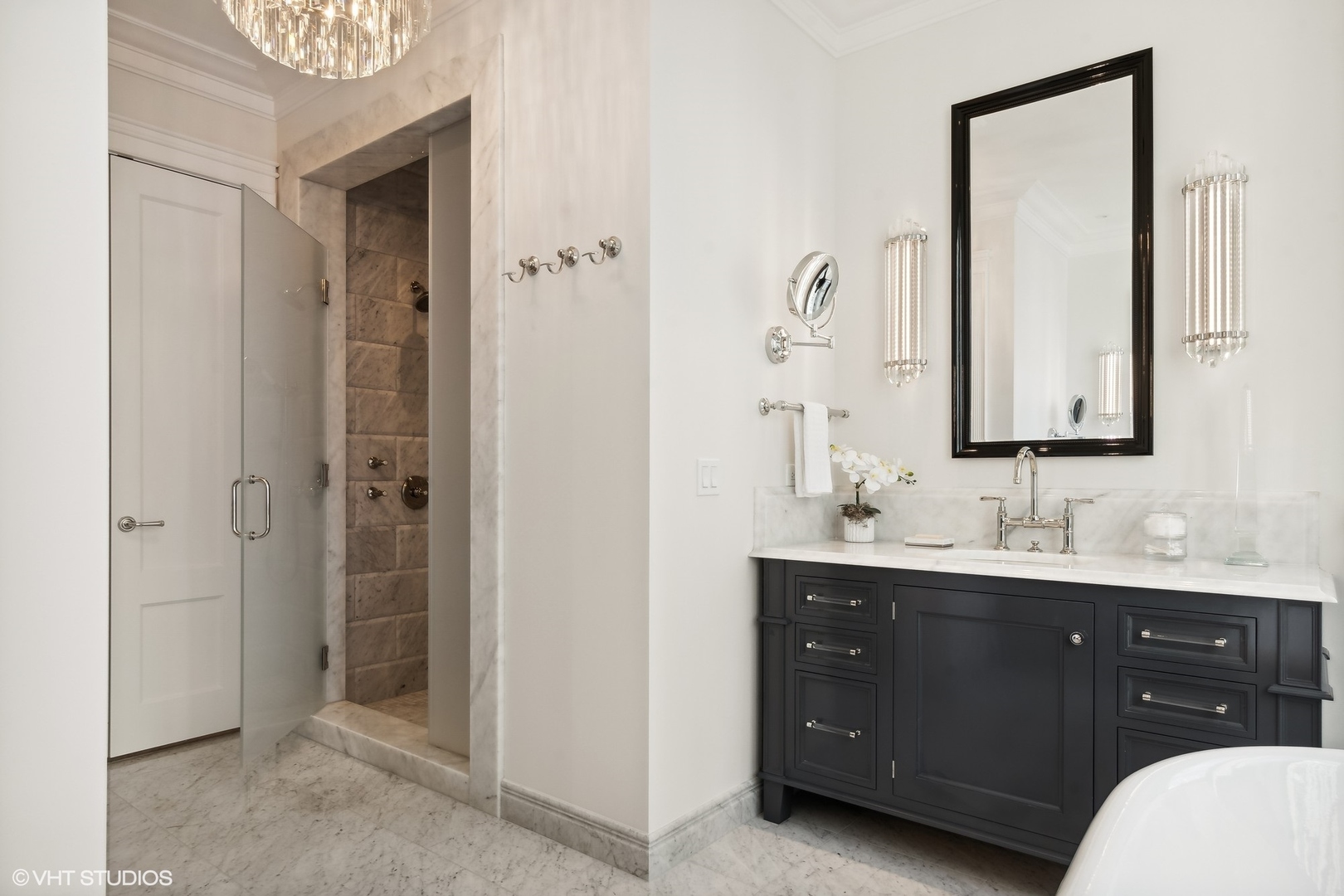 9 W Walton Street Unit: 2301