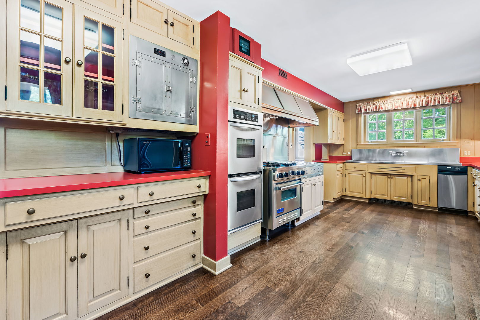 195 E Onwentsia Road