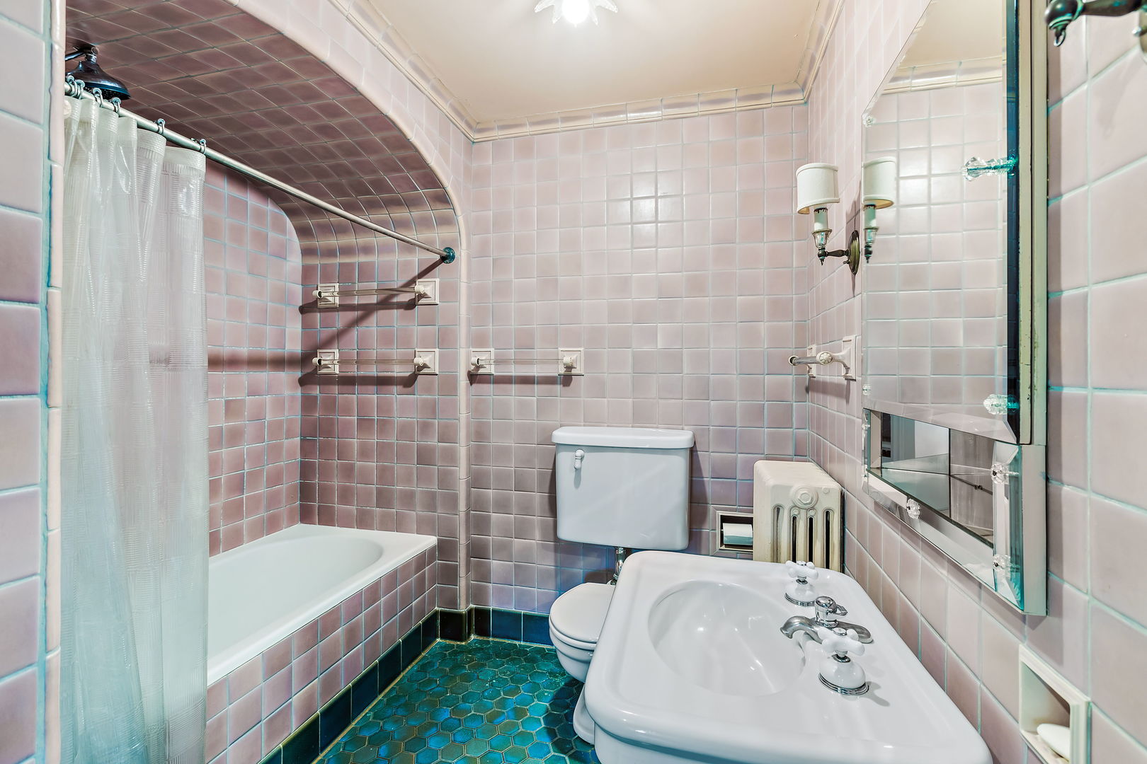 195 E Onwentsia Road