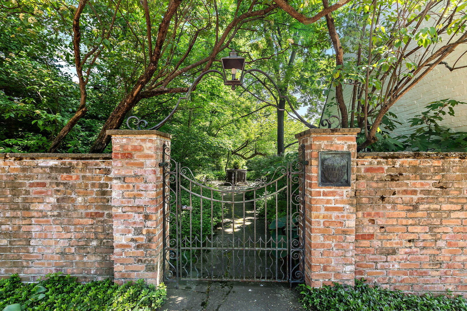 195 E Onwentsia Road