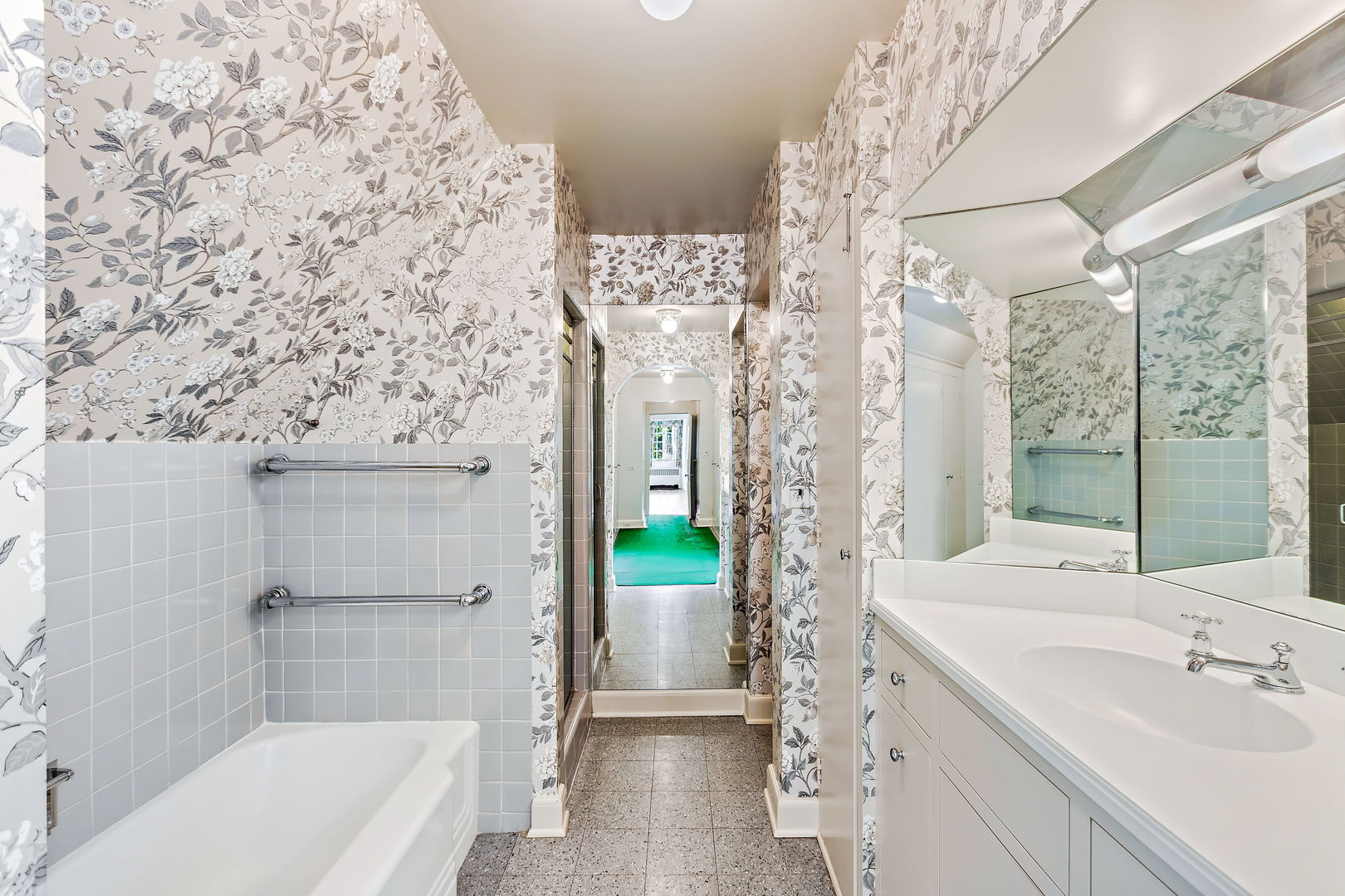 195 E Onwentsia Road