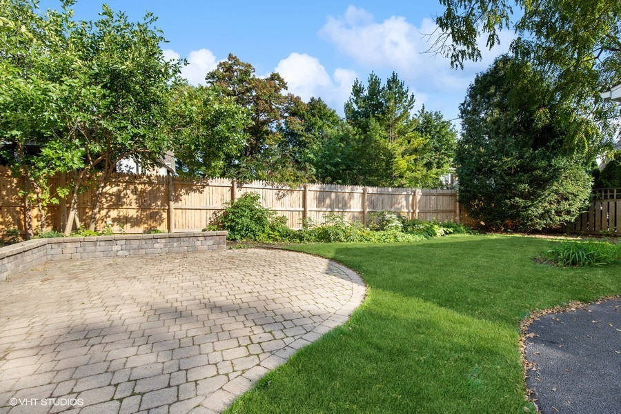 215 E Scranton Avenue