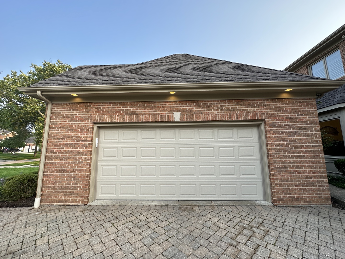 4814 Woodland Avenue