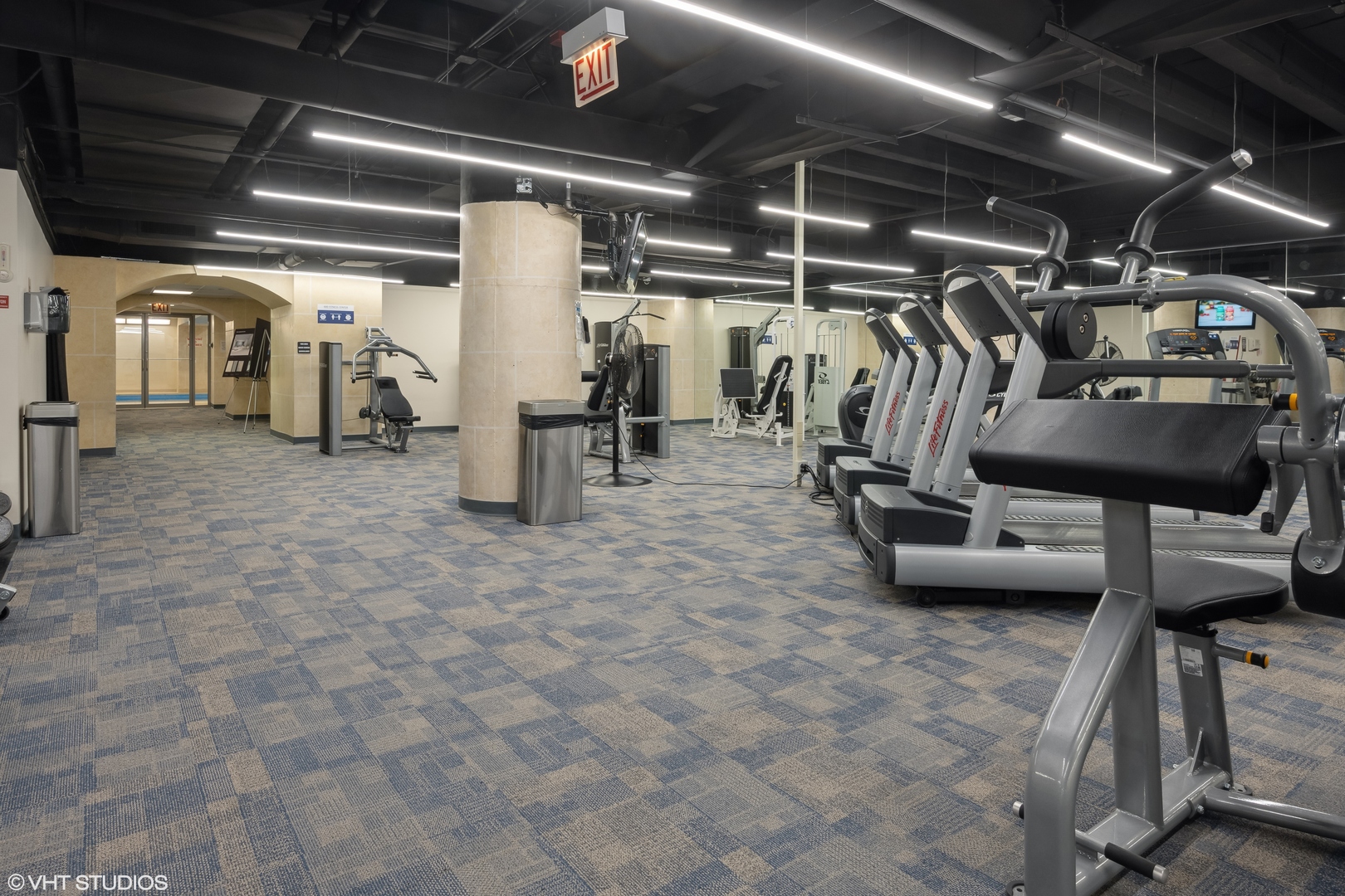 680 N Lake Shore Drive Unit: 408