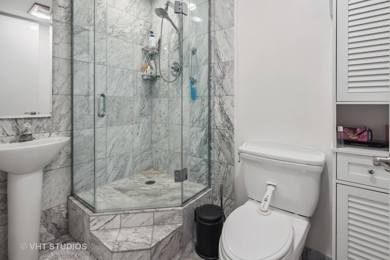 680 N Lake Shore Drive Unit: 408