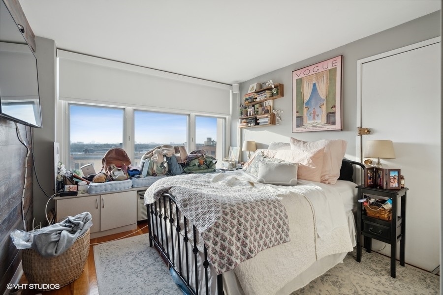 1920 N CLARK Street Unit: 7A