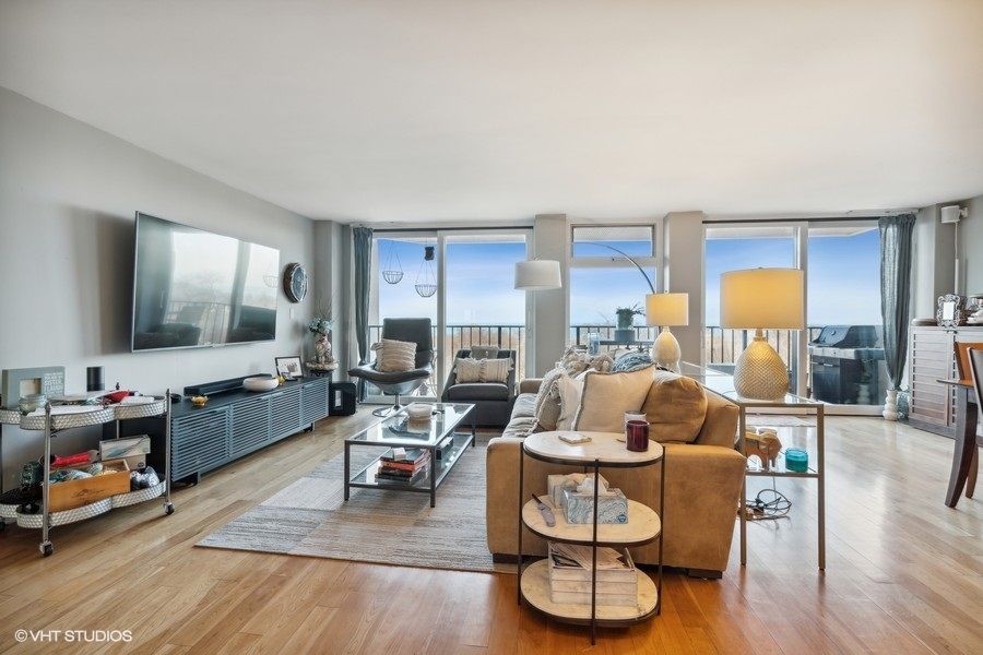 1920 N CLARK Street Unit: 7A