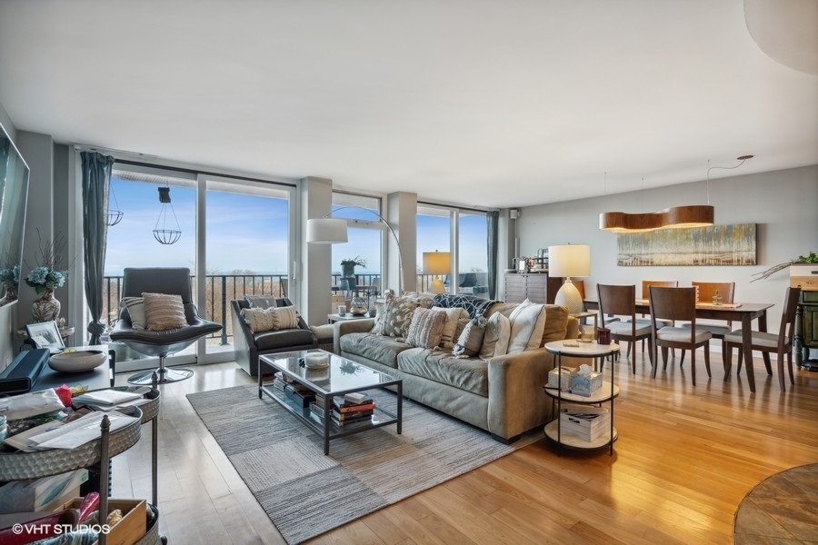 1920 N CLARK Street Unit: 7A