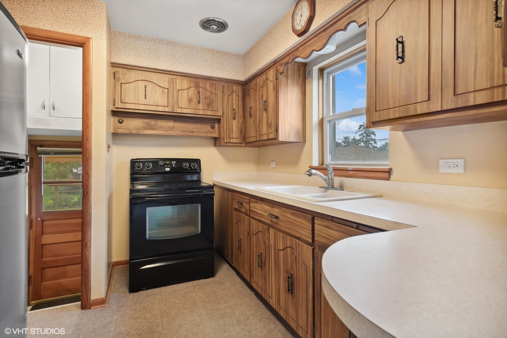 5341 S Catherine Avenue