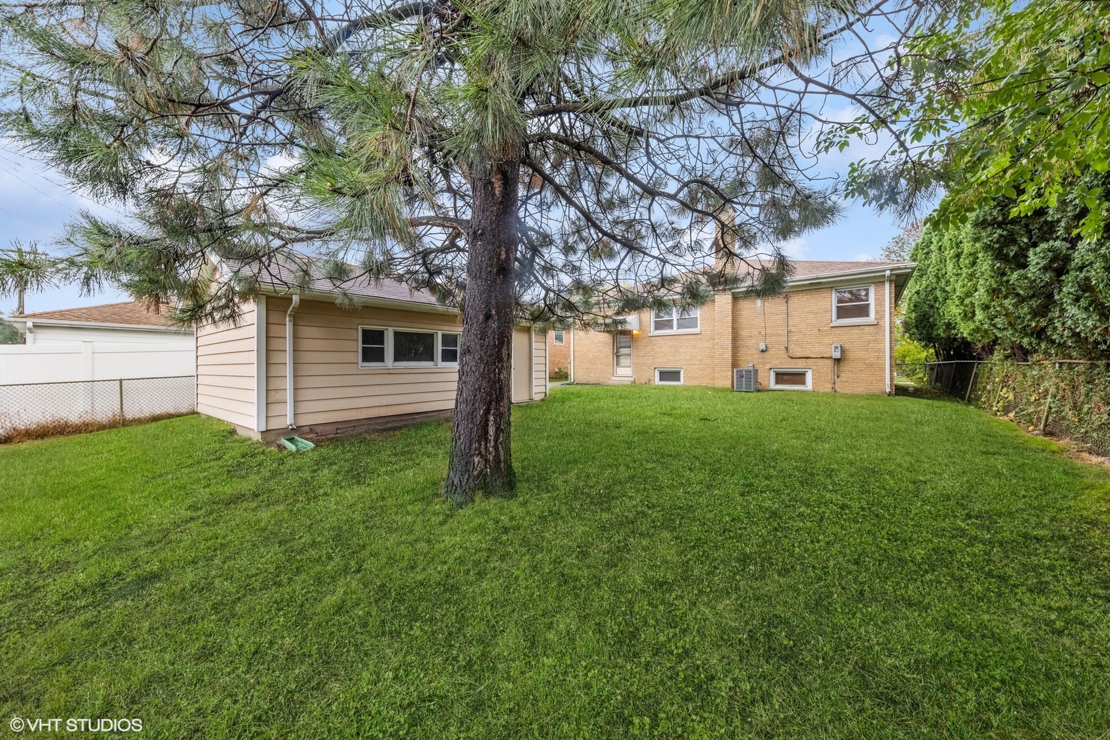 5341 S Catherine Avenue