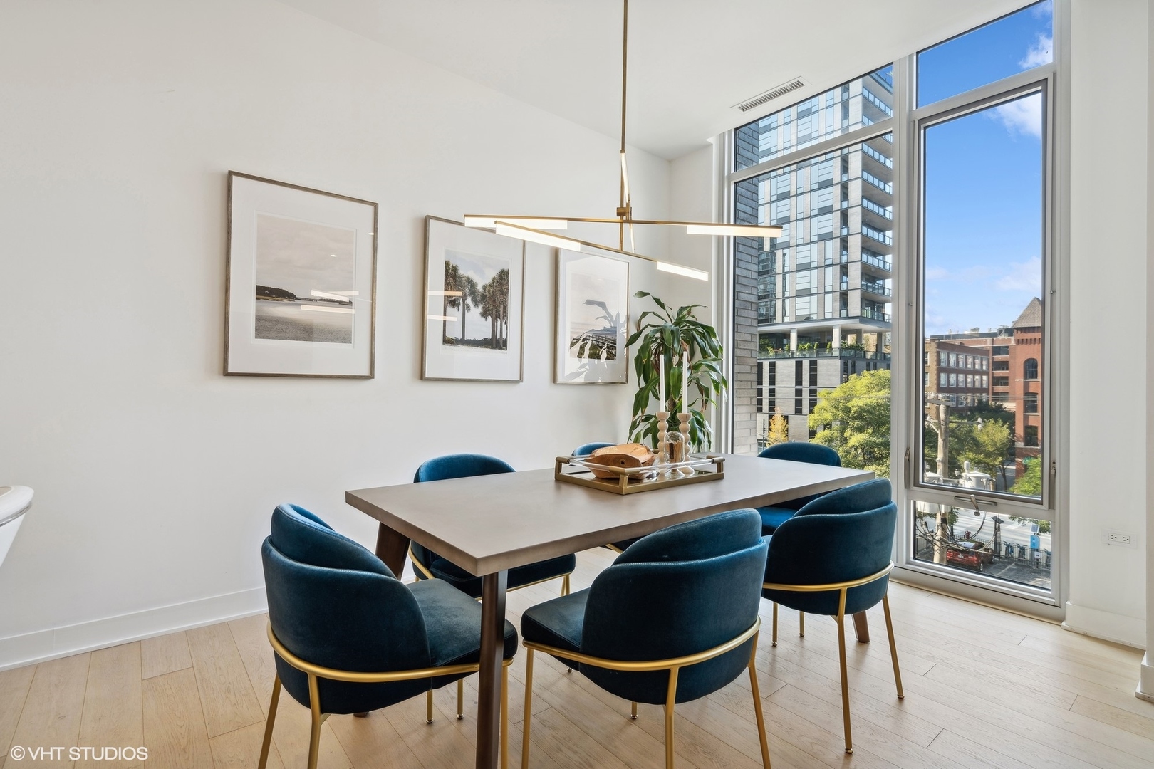 360 W Erie Street Unit: 4B