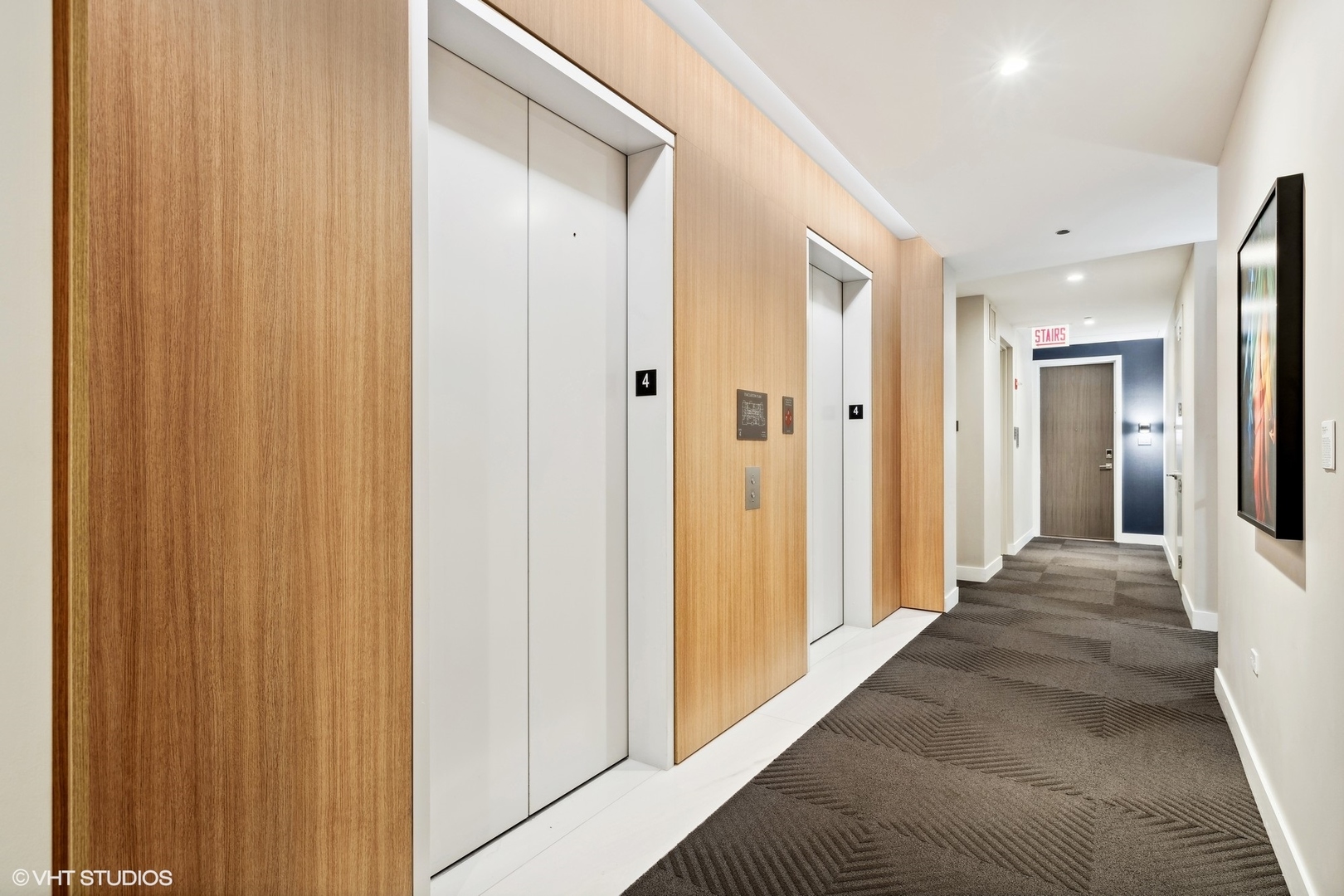 360 W Erie Street Unit: 4B