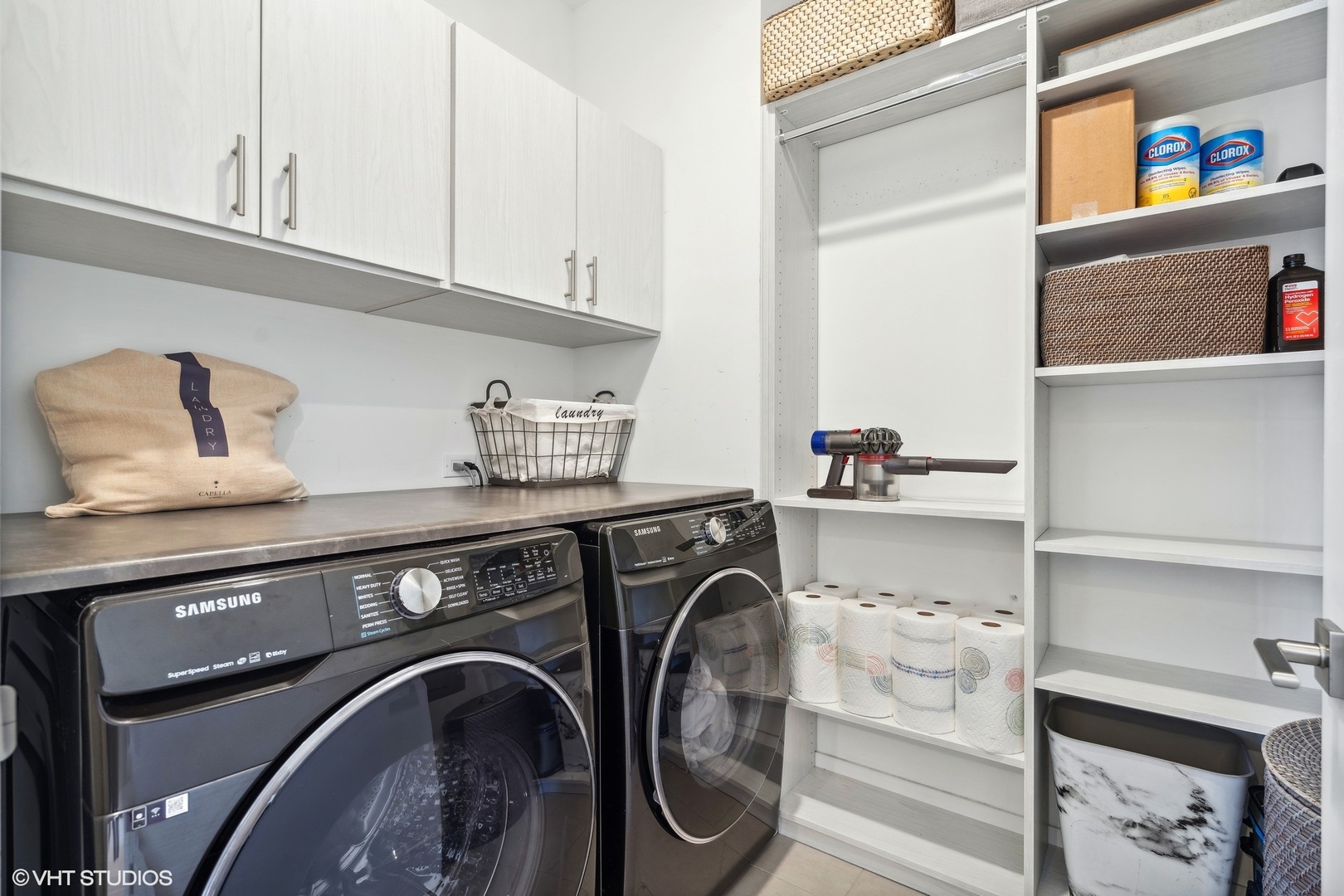 360 W Erie Street Unit: 4B