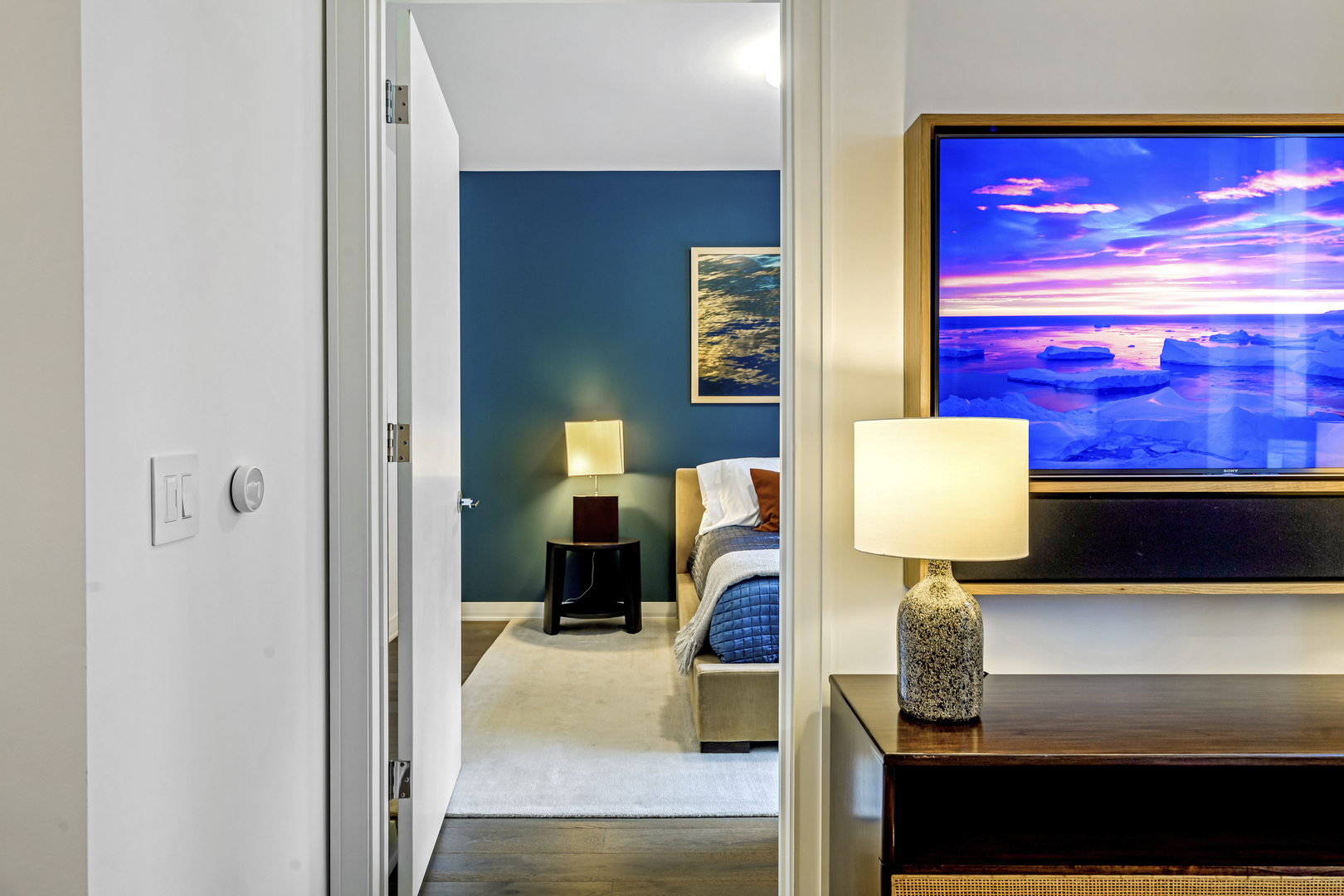 211 N Harbor Drive Unit: 2805