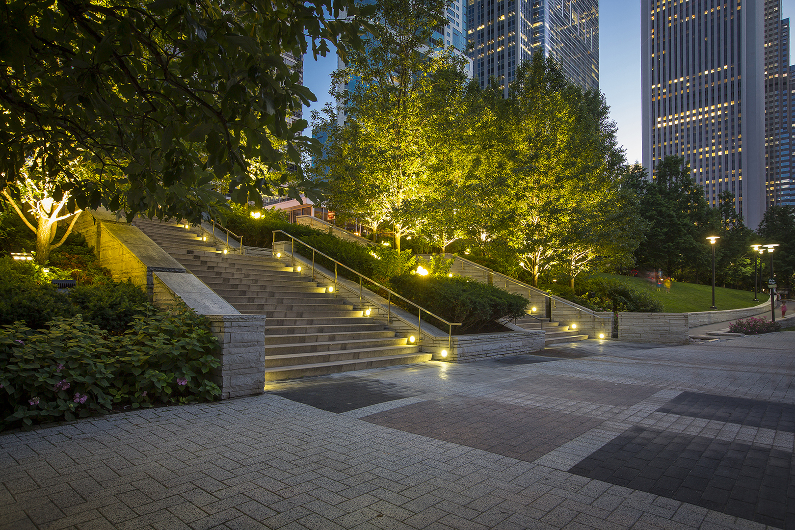 211 N Harbor Drive Unit: 2805