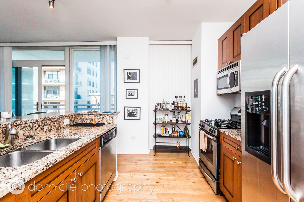 757 N Orleans Street Unit: 811