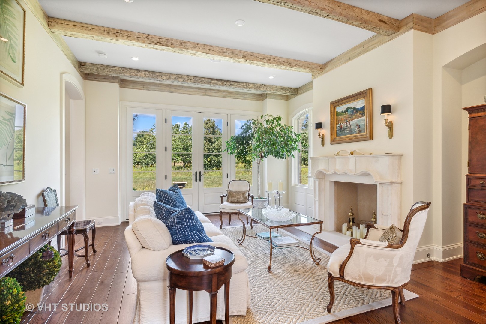 1270 W Whitmore Court