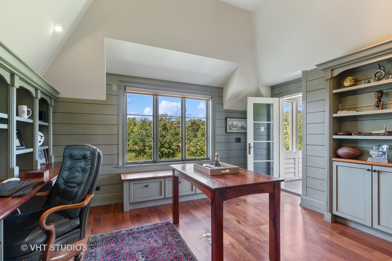 1270 W Whitmore Court