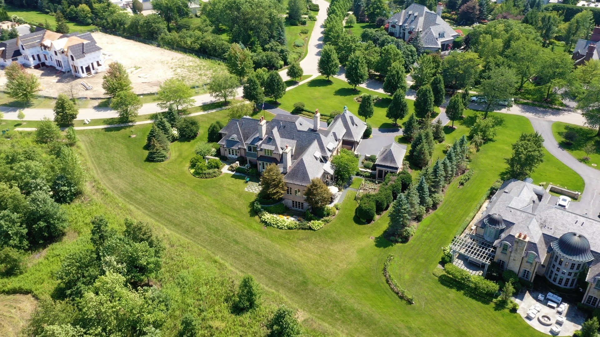 1270 W Whitmore Court