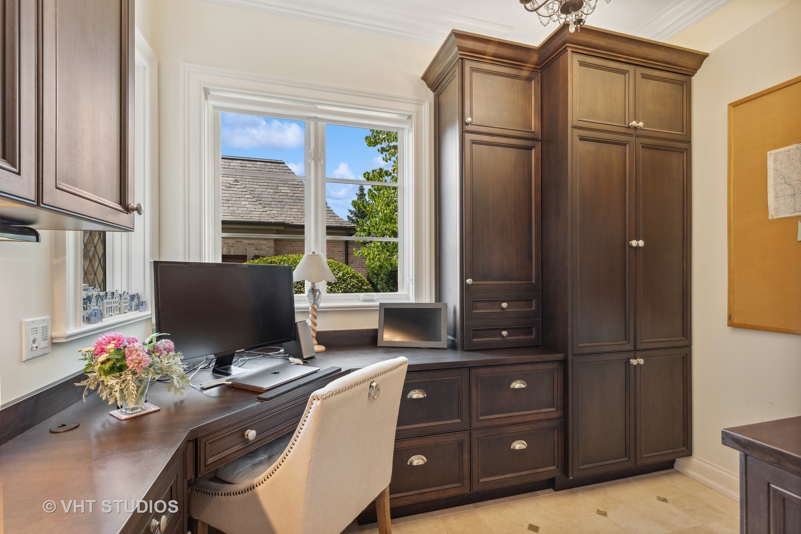 1270 W Whitmore Court