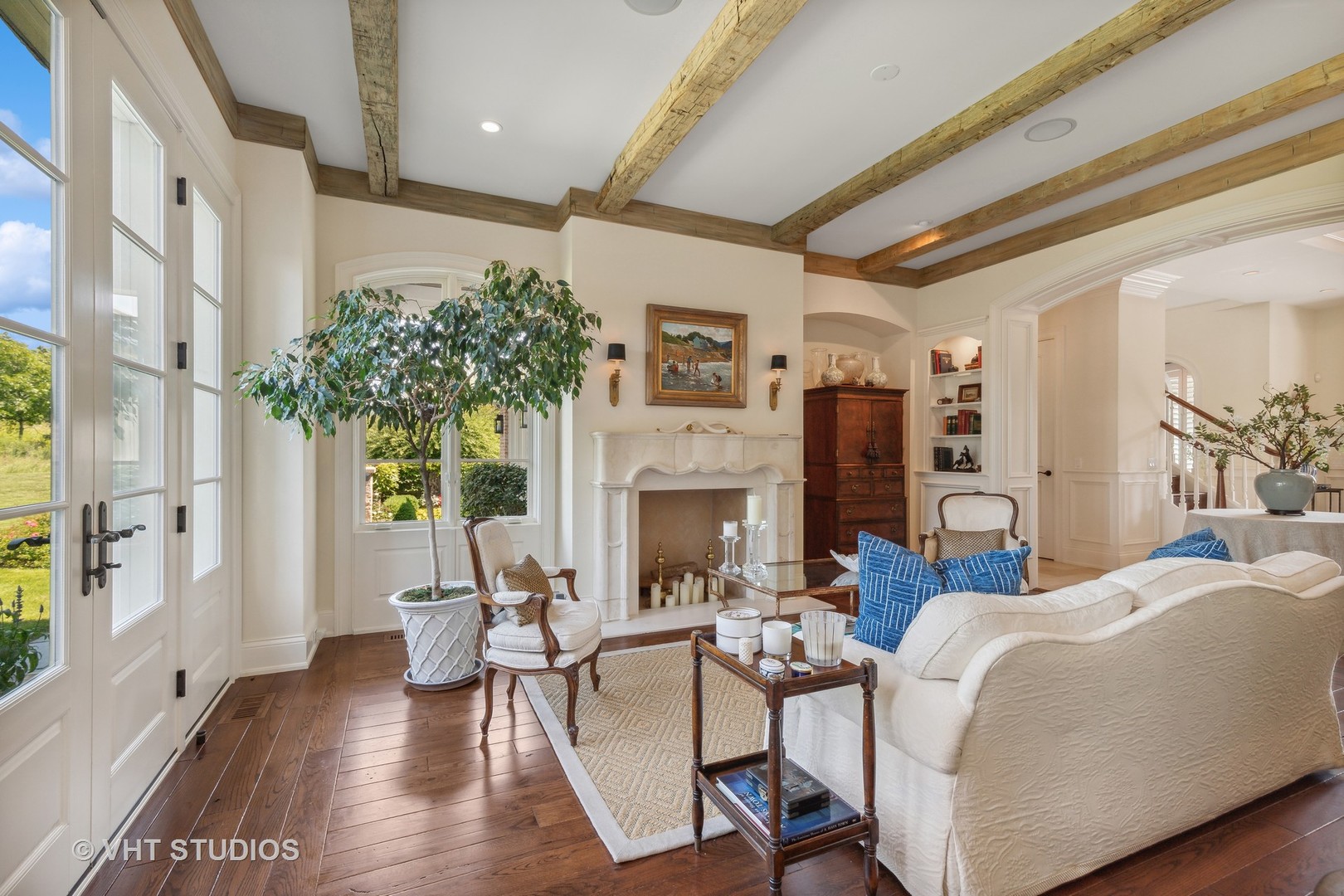 1270 W Whitmore Court