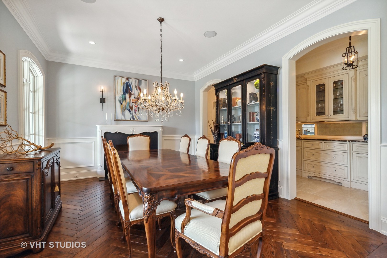 1270 W Whitmore Court