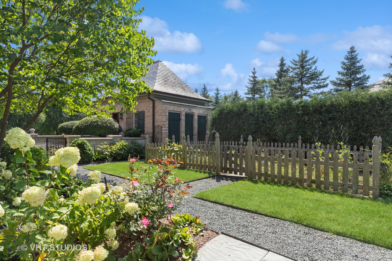 1270 W Whitmore Court