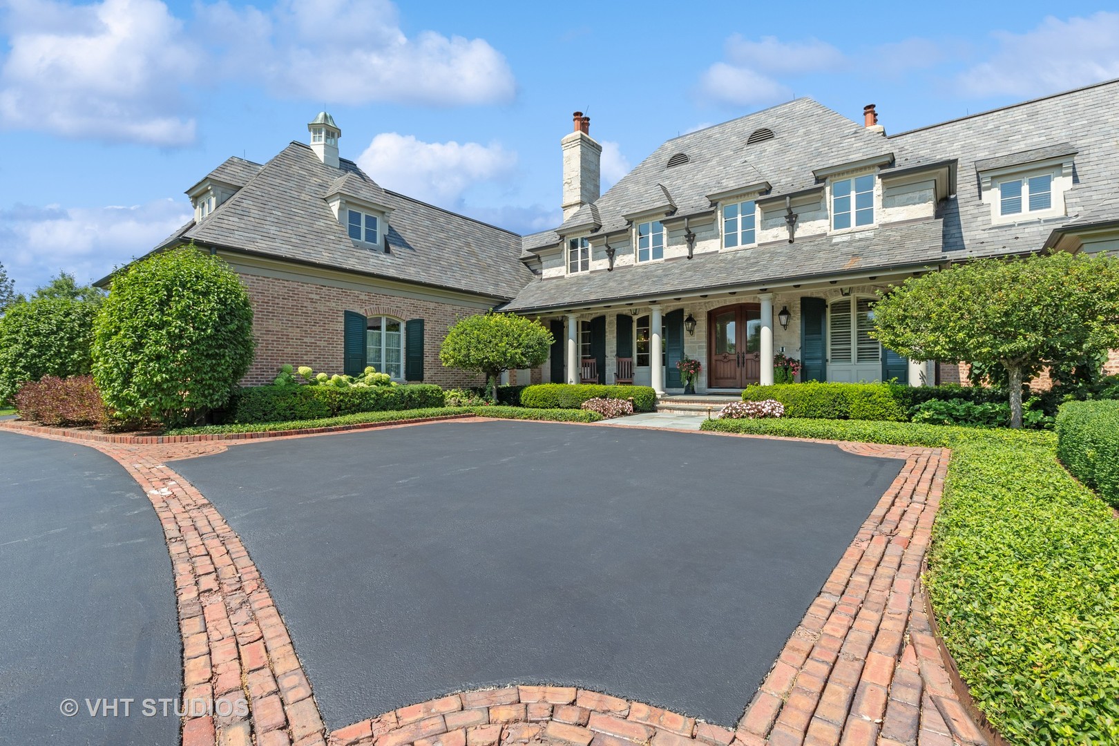 1270 W Whitmore Court