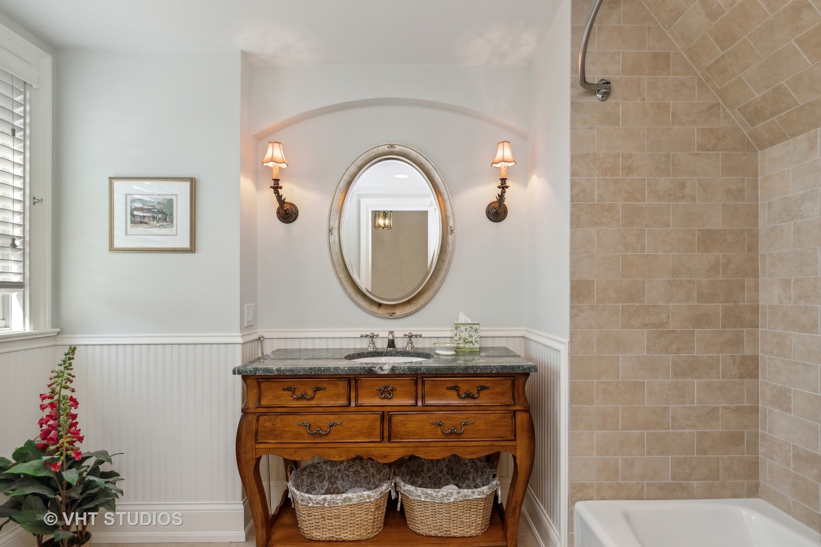 1270 W Whitmore Court