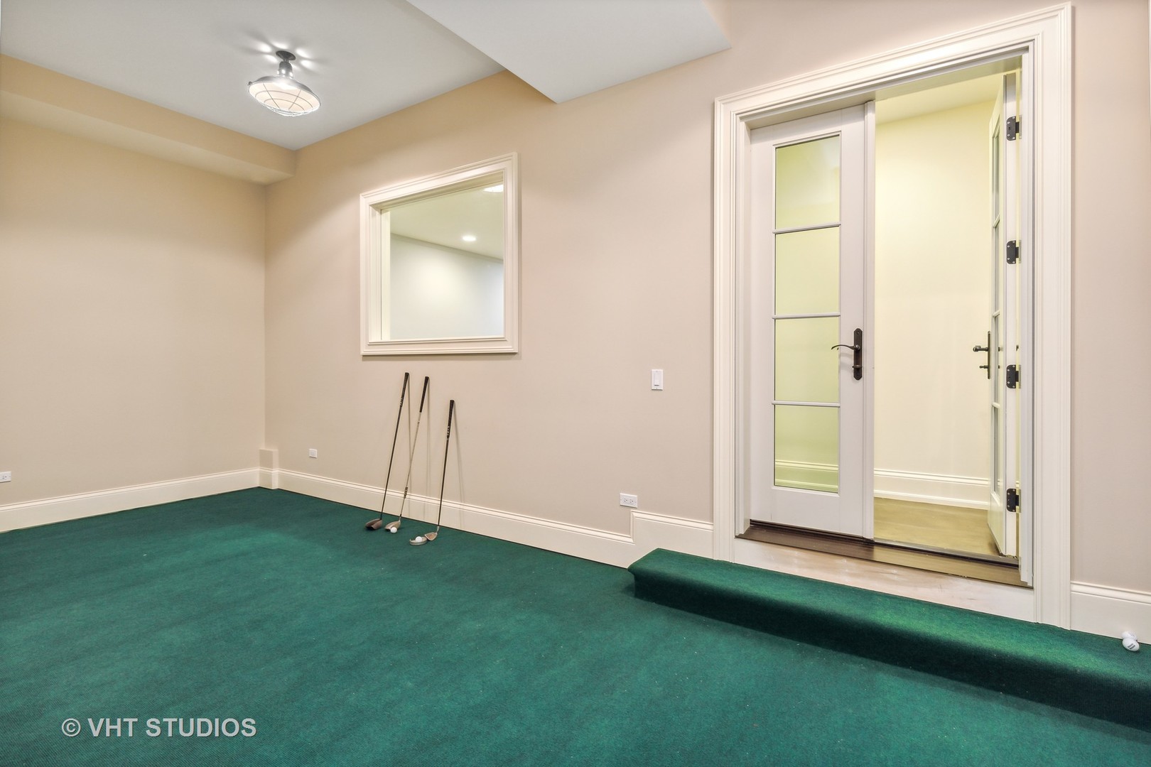 1270 W Whitmore Court