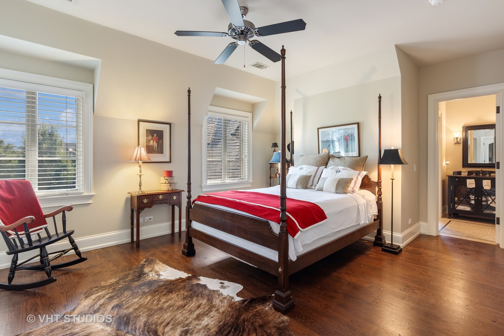 1270 W Whitmore Court