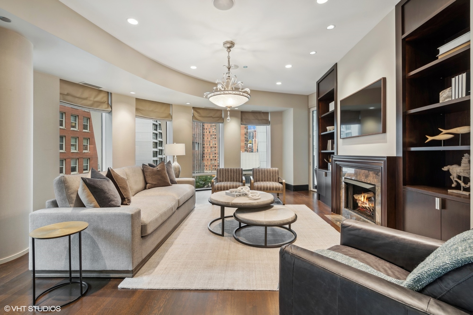 50 E Chestnut Street Unit: 501