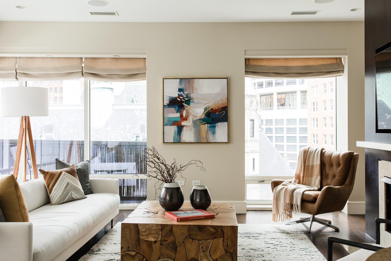 50 E Chestnut Street Unit: 501