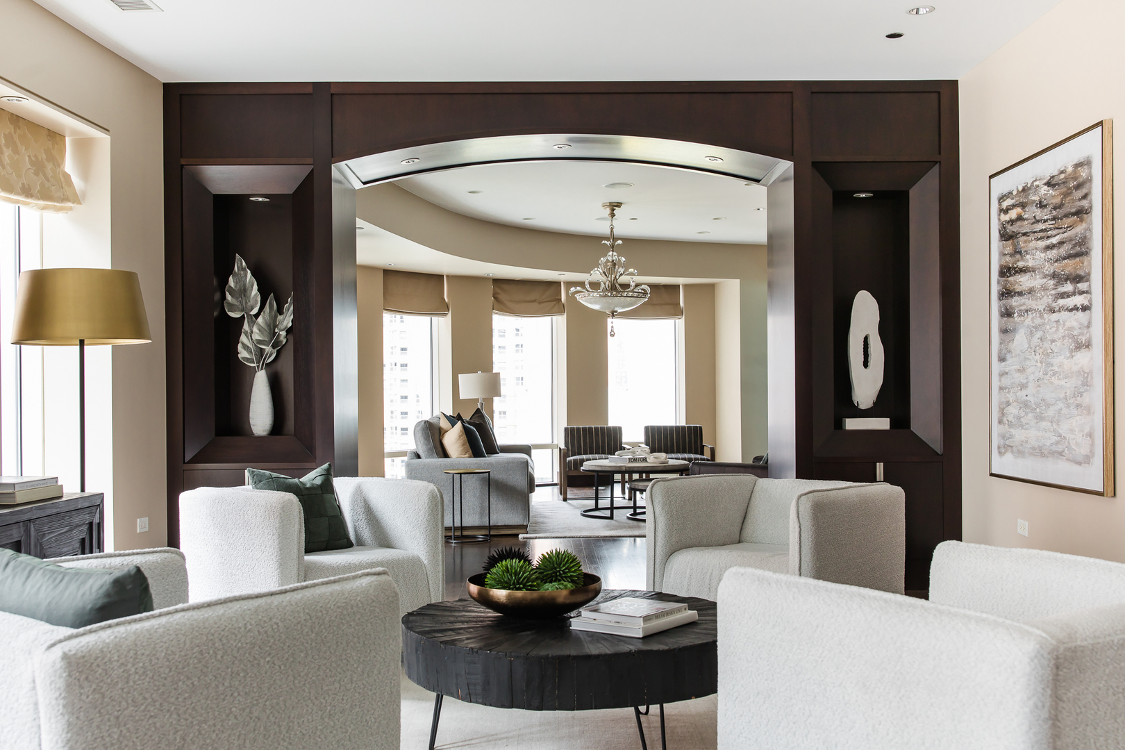 50 E Chestnut Street Unit: 501