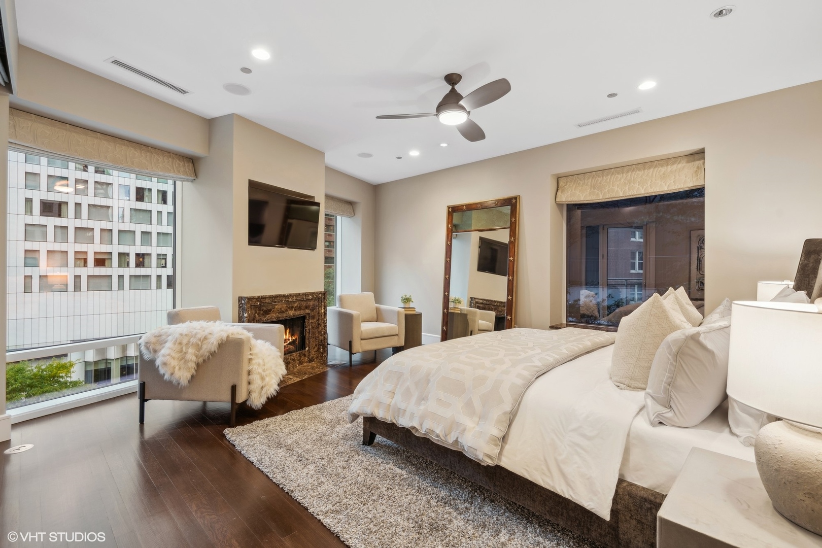 50 E Chestnut Street Unit: 501