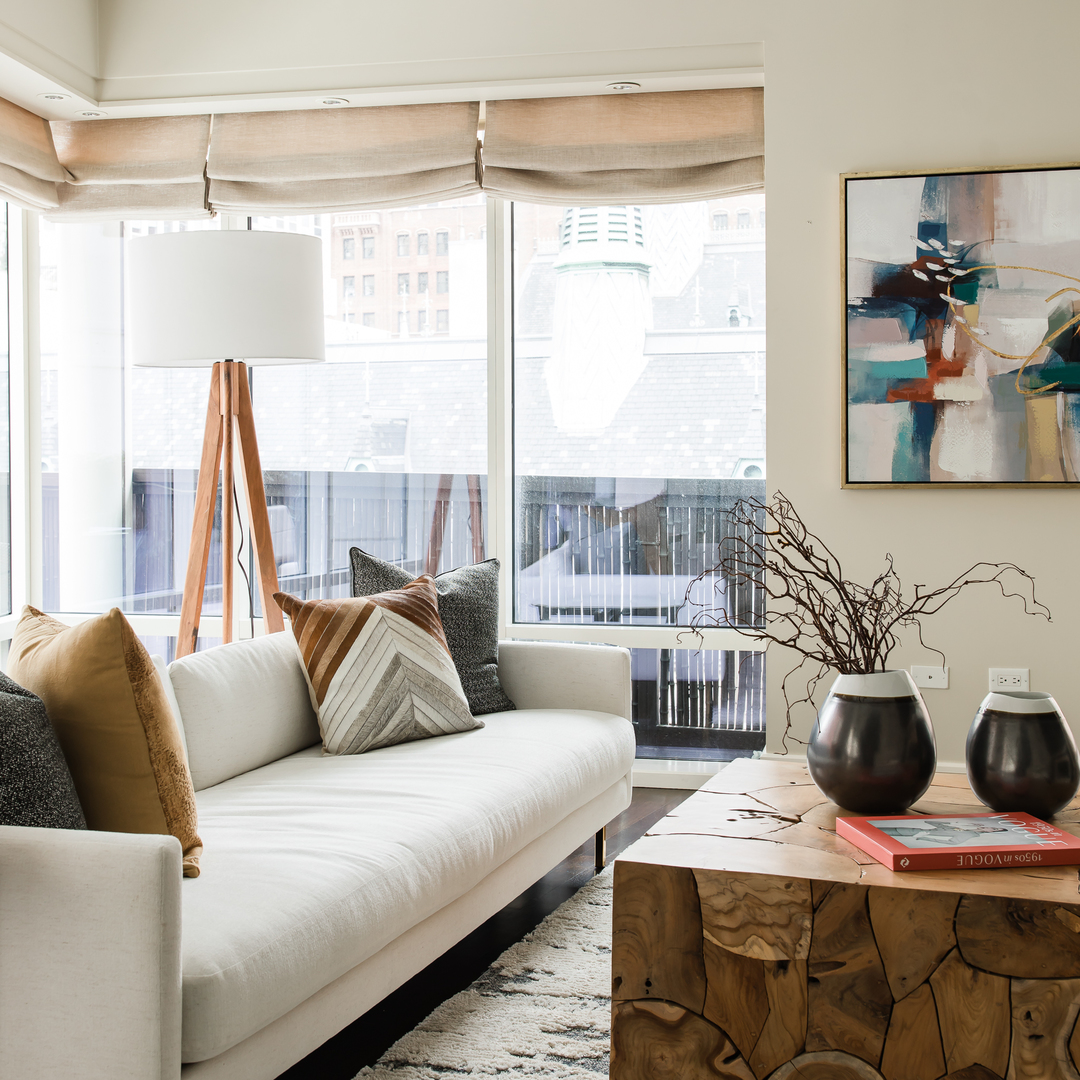 50 E Chestnut Street Unit: 501