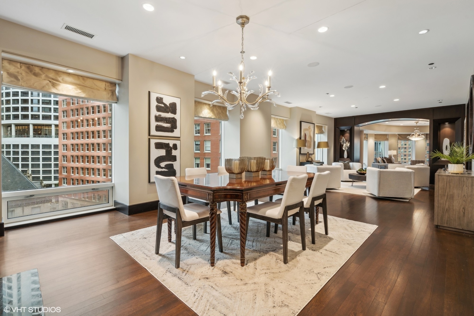 50 E Chestnut Street Unit: 501