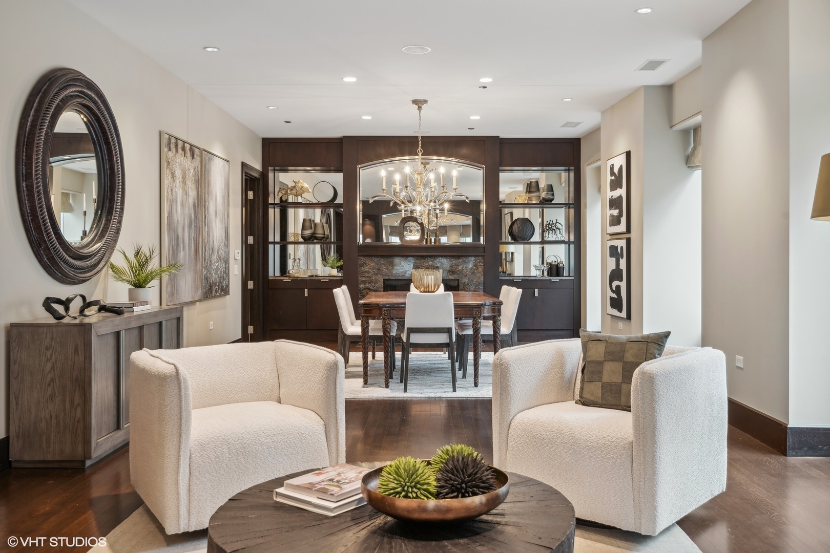 50 E Chestnut Street Unit: 501