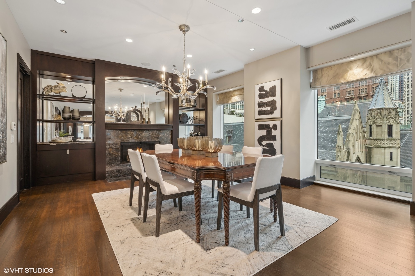 50 E Chestnut Street Unit: 501