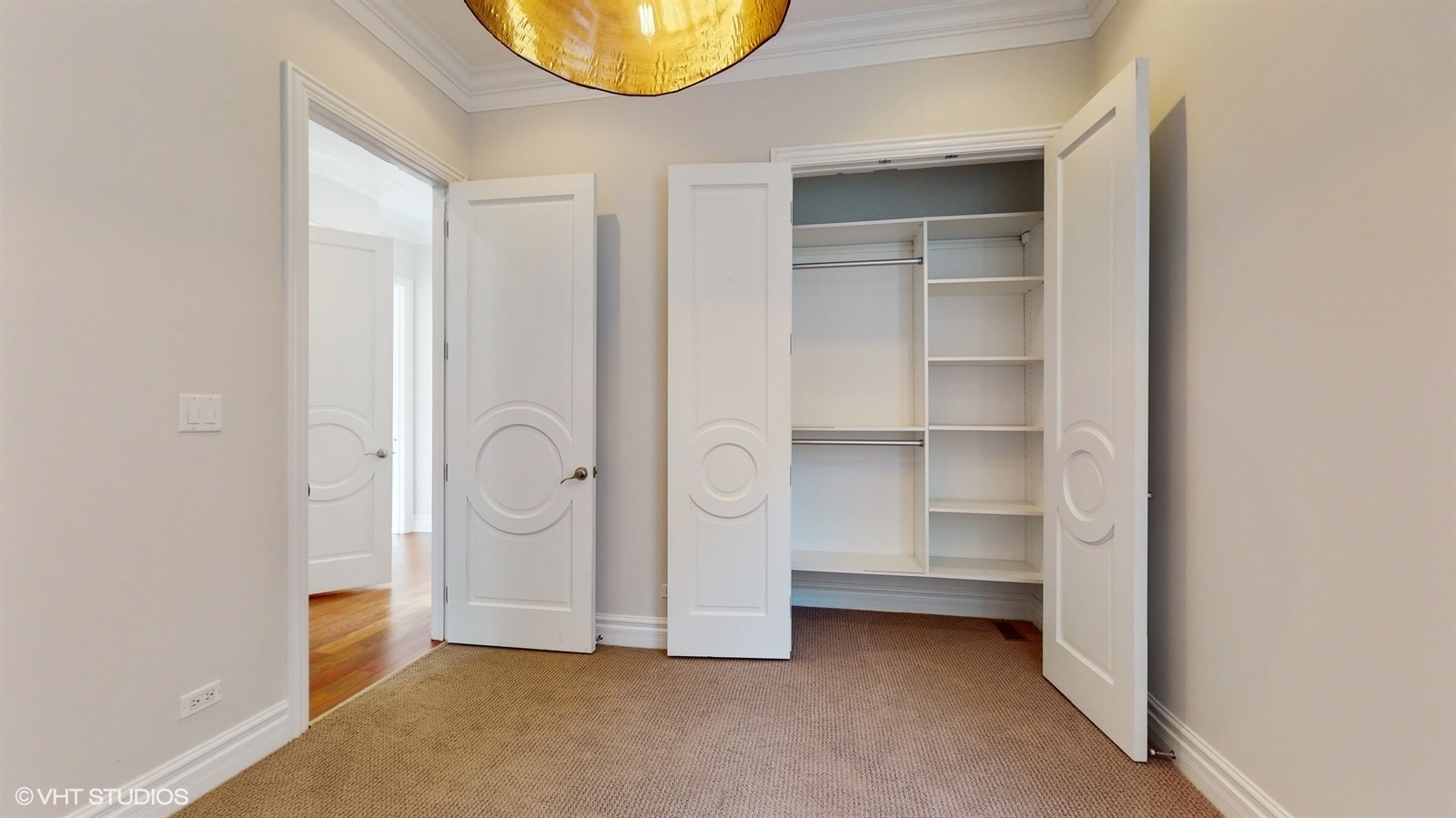 1011 W Fulton Market