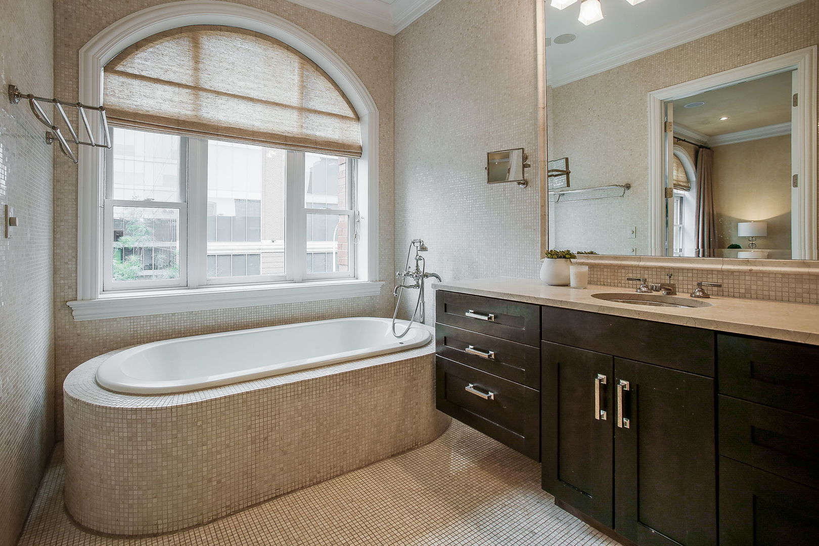 1011 W Fulton Market