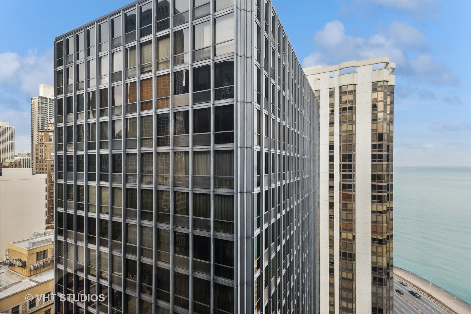 900 N LAKE SHORE Drive Unit: 2505