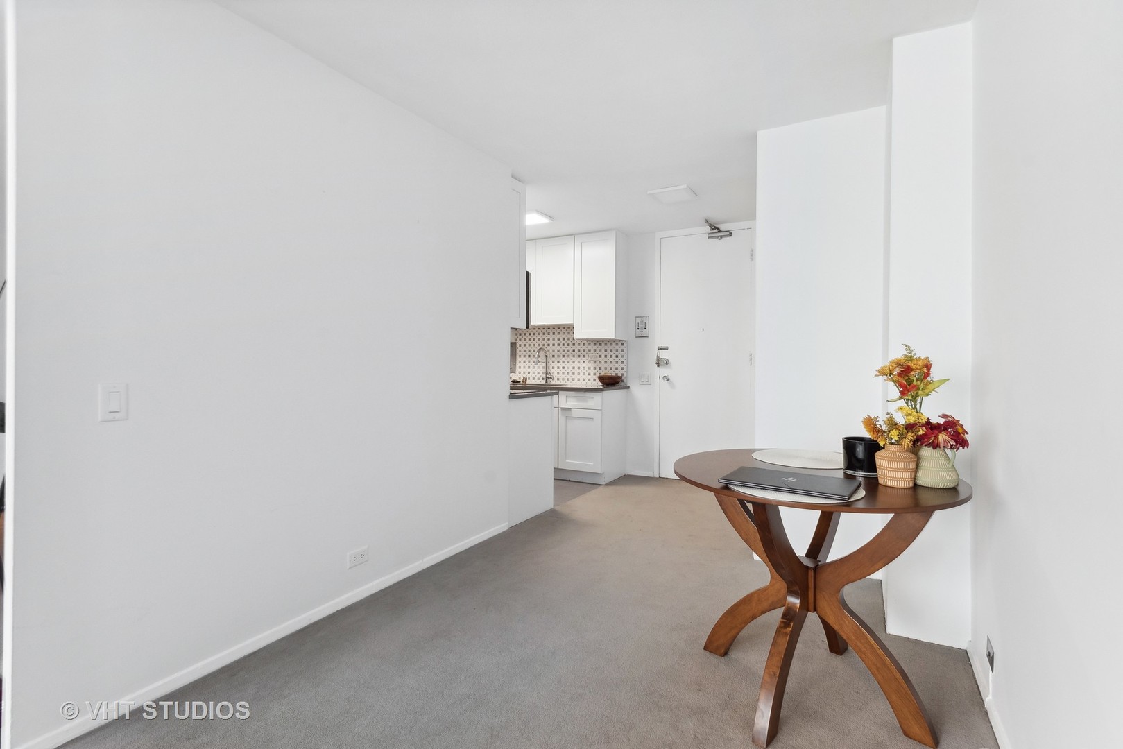 900 N LAKE SHORE Drive Unit: 2505